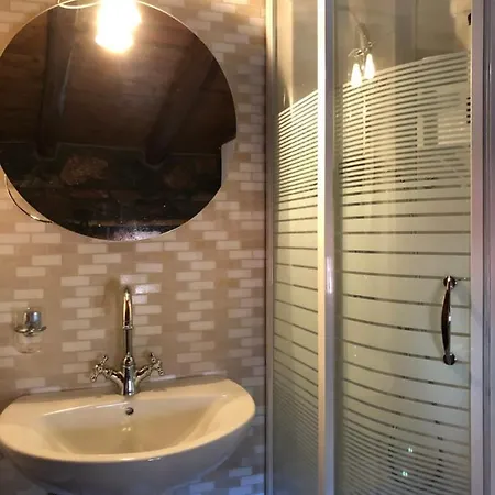 φιλοξενία 1&2