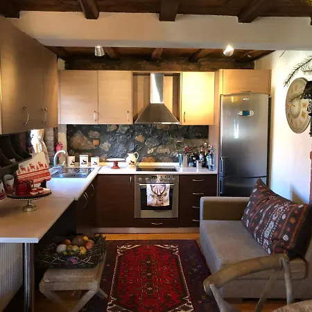 Πανσιόν φιλοξενία 1&2 3*