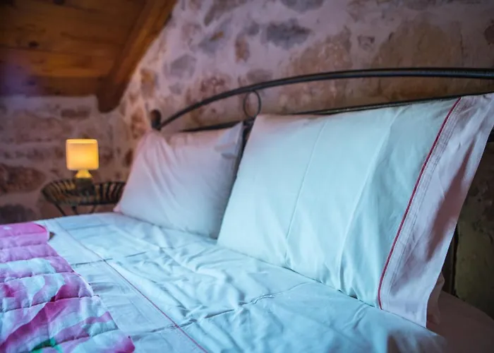 Pensionat φιλοξενία 1 & 2 3*